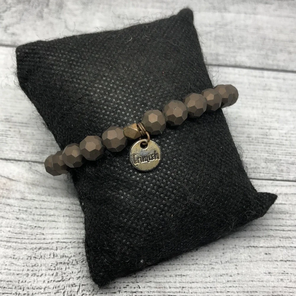 Erimish layering stackable